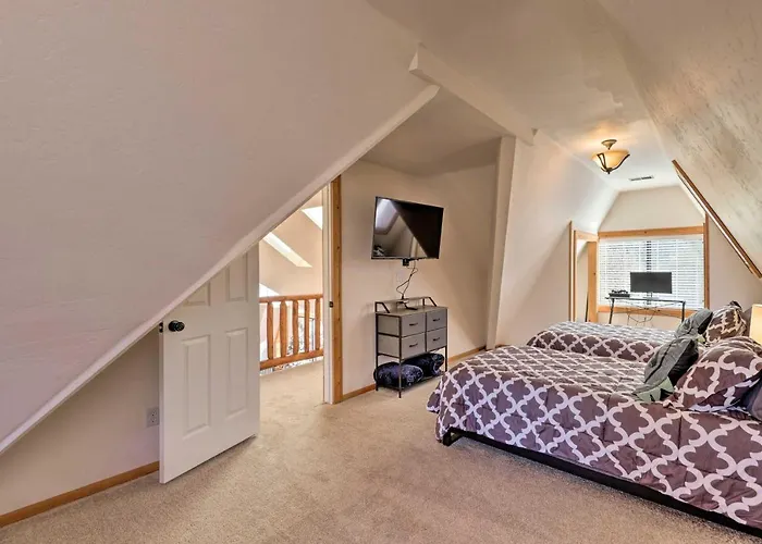 Hot Tub & Mtn View: Dog-friendly Getaway! * Payson