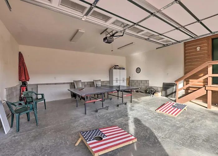 Hot Tub & Mtn View: Dog-friendly Getaway! Сasa de vacaciones Payson